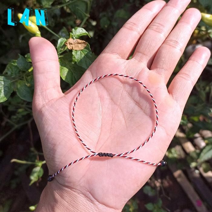 

New Gelang tridatu tipis tali serut ( ts ) 1mm