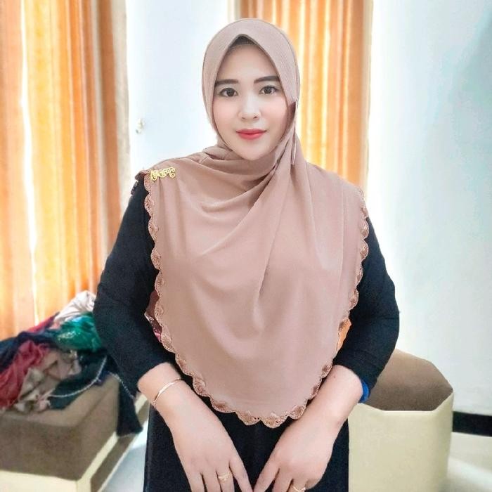 KirimCpT- Hijab Fo Damia Pinguin Sulam Cantik