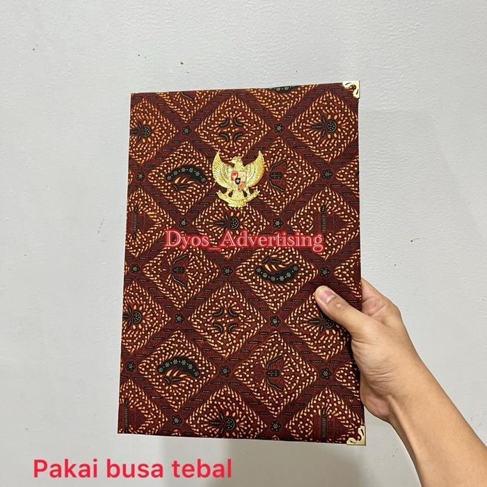 MAP BATIK UPACARA MAP KANTOR PAKAI LOGO GARUDA COTTTING GARUDA STATIONERY BAHAN KAIN BATIK UKURAN F4
