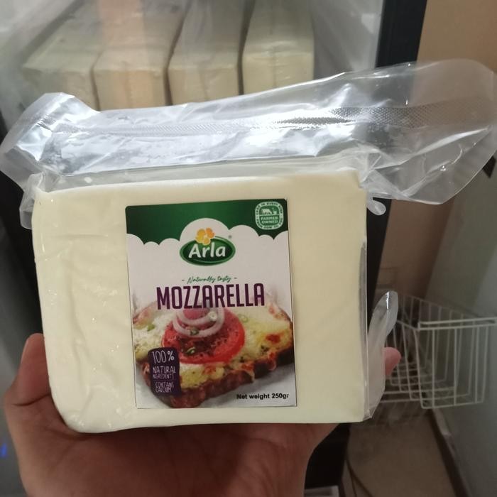 

Pilihan- Keju Mozarella Arla 1Kg/Mozzarella Cheese