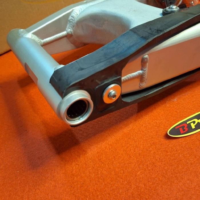 Swing Arm Crf L Harduse Original Bpro 100%