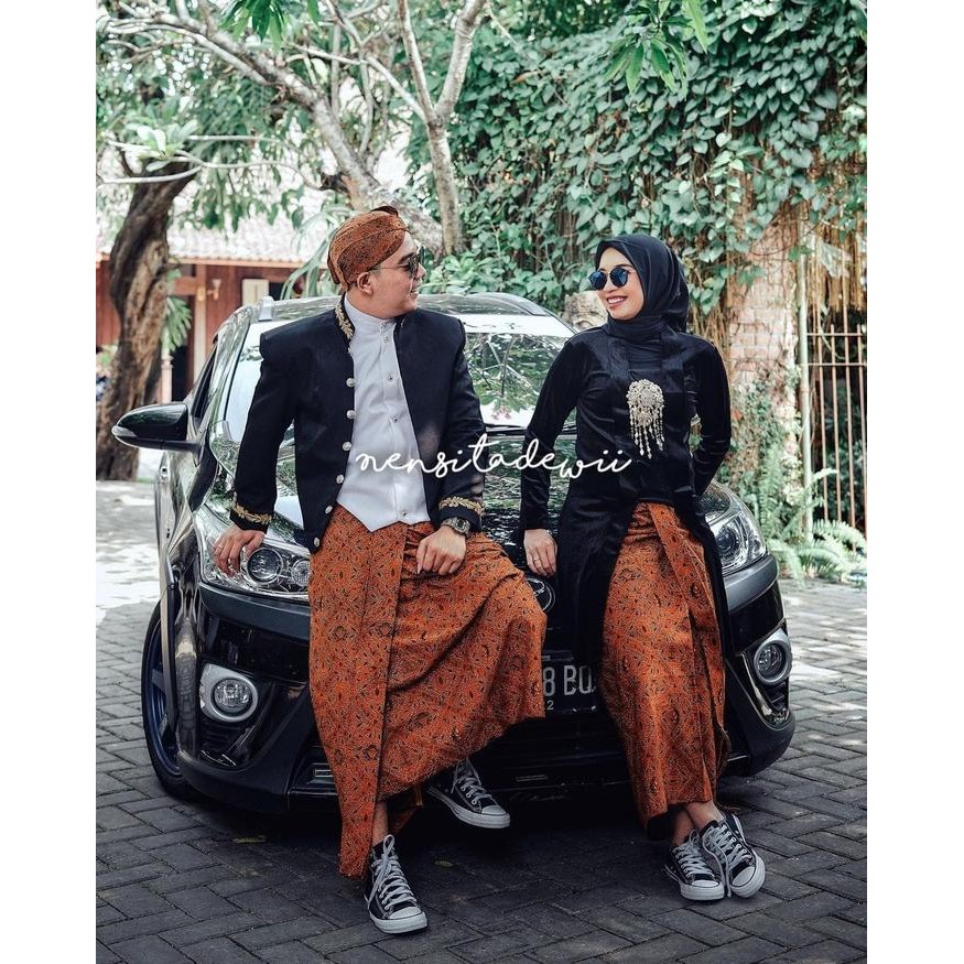 ASLI Sepasang Baju Prewed / Baju Couple AJawa - Solo, Motif Sidomukti READY STOCK