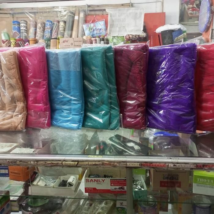 Selimut Polos 160 X 200 Bulu Halus Tebal Promo 