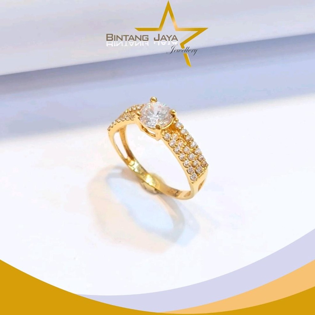 Cincin Emas Solitaire Samping Mata Putih - Size 13,5 - Kadar 16K - Berat 2,42 gram - Menawan dengan 