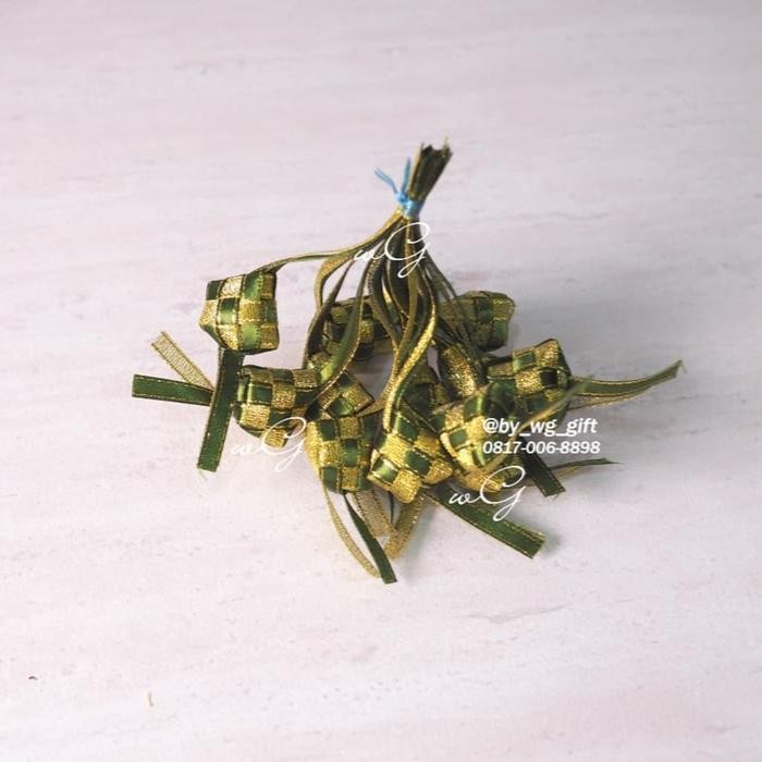 

Pilihan- Hiasan Idul Fitri - Ketupat - Hijau&Emas 1; Lebar 0.6Cm; 1 Pack 12Pcs