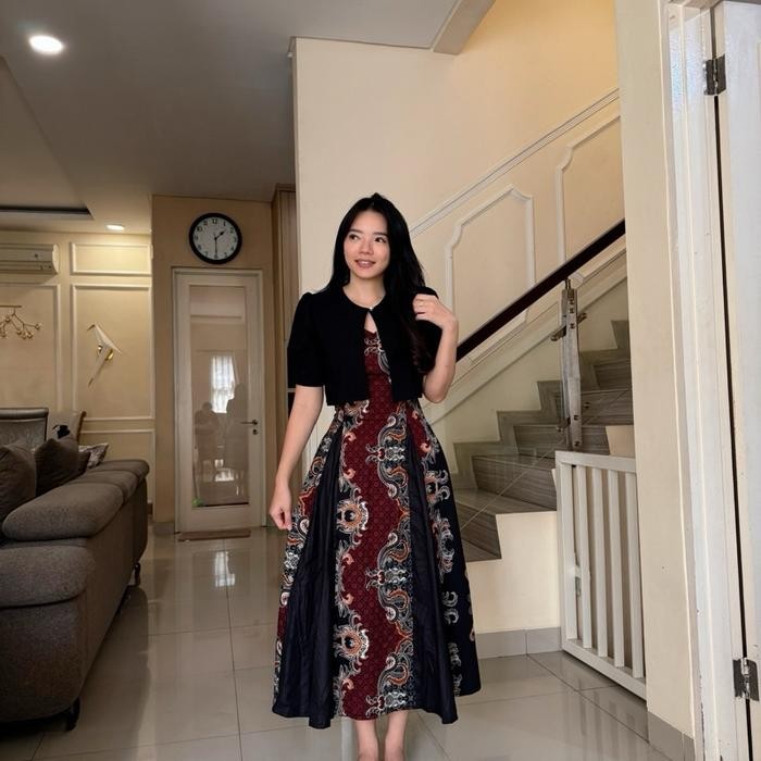 HERFIT Quenzza one set batik + blazer pendek ( one set batik pendek )