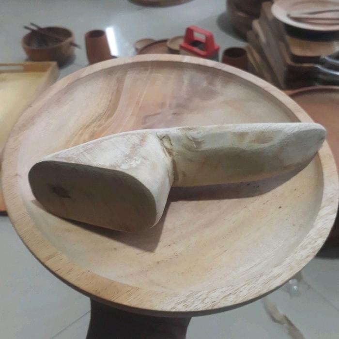 

New Cobek Kayu 19/20 cm Alat Ulek - Alat Masak Tradisional