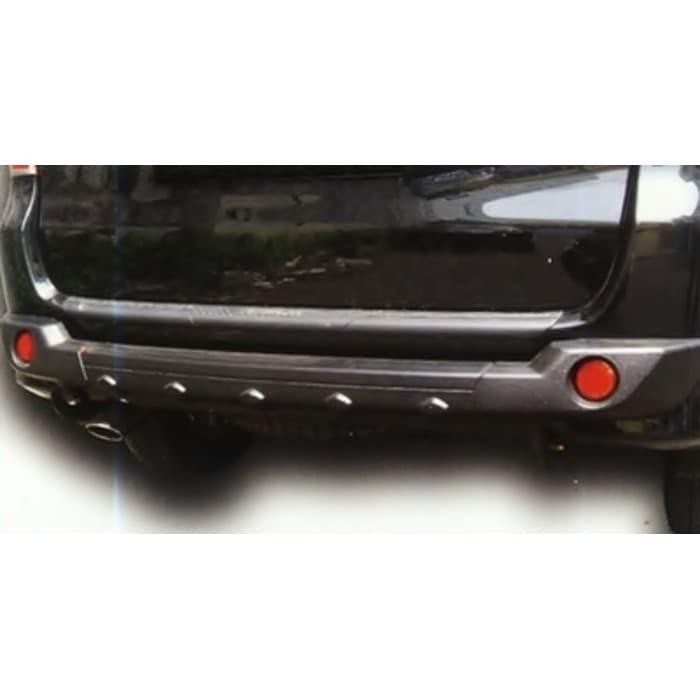 Tanduk Pengaman Belakang Mobil Avanza / Xenia Lama 2004 - 2011 Komplit
