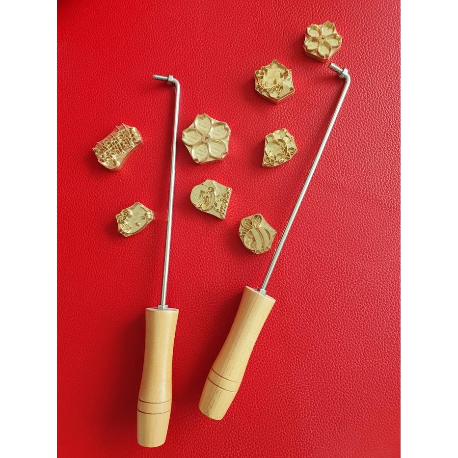 

Hot Sale! Hot Stamp Large / Hot Stamp Ukuran 4Cm / Plat Kuningan / Cap Kue