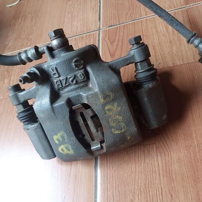 kaliper rem honda accord '83 honda accord executive bagian Rh RR