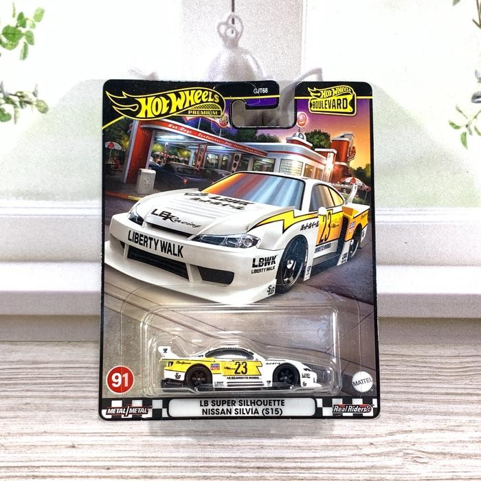 Pilihan- Hotwheels Premium Lbwk Nissan Silvia S15 Putih Boulevard Hot Wheels