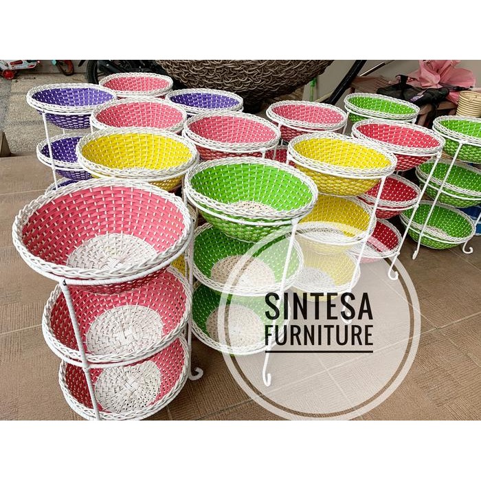tempat keranjang bawang rotan