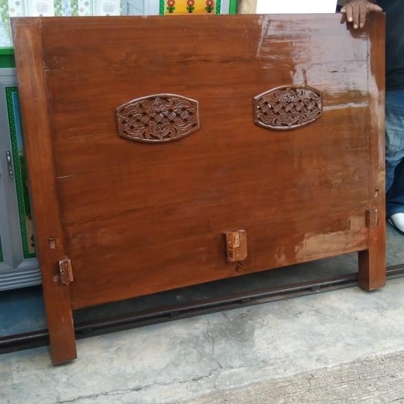 DIPAN TEMPAT TIDUR KAYU JATI MINIMALIS 120 X 200 CM