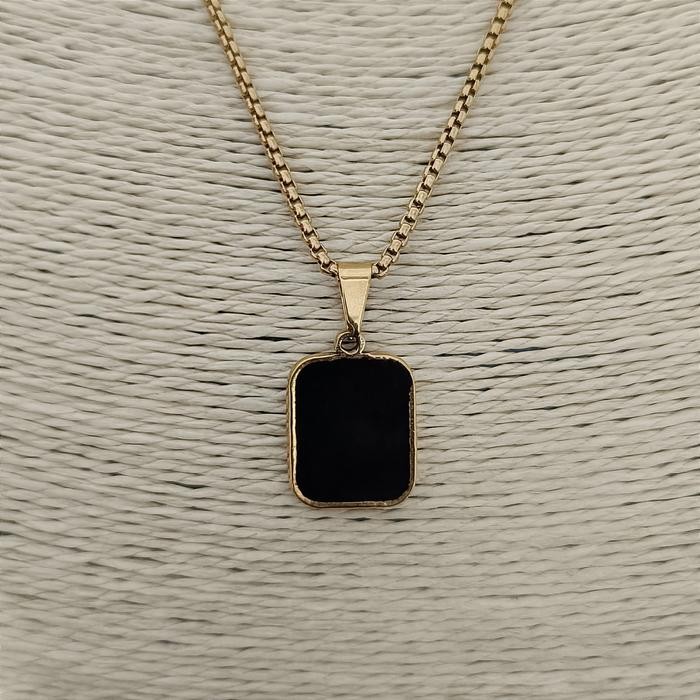 Pilihan- Kalung Liontin Onix Kotak Titanium Laki-Laki