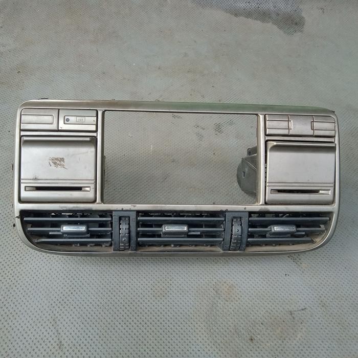 frame head unit kisi AC tengah Nissan X-Trail T30