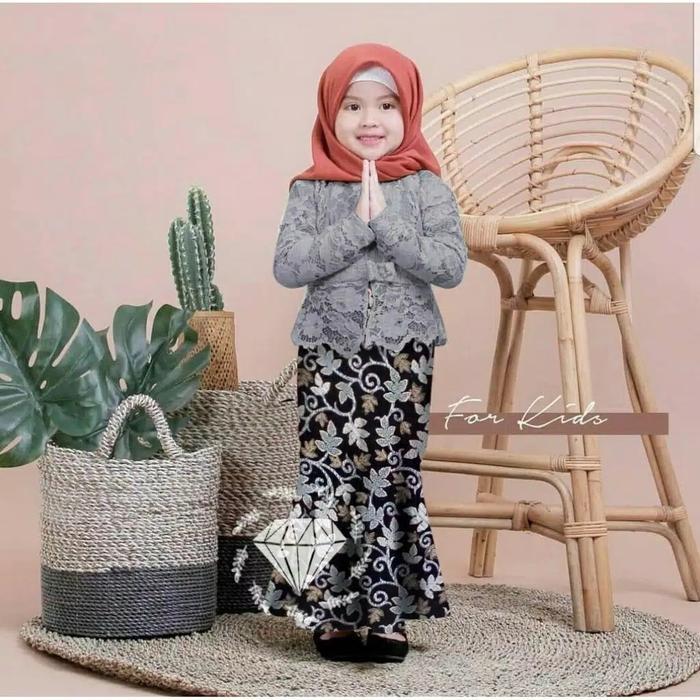 Setelan Kebaya Anak / Kebaya Modern Muslim SHIREN KIDS Brukat - ABU, M