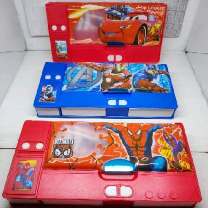 

TEMPAT PENSIL MAGNET PENCET TOMBOL KARAKTER ANAK