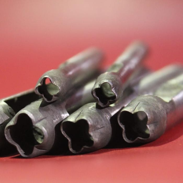 

Plong Kulit Bentuk Bunga 10Mm/Pembolong Bunga 10Mm (Kelopak 4 ) Plong