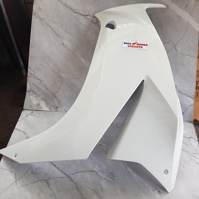 Sparepart Cbr 150 K45A : 64430-K45-N00Rsw Fairing Kiri Putih Cbr 150 K45A Lokal (2014 - 2016) Ori