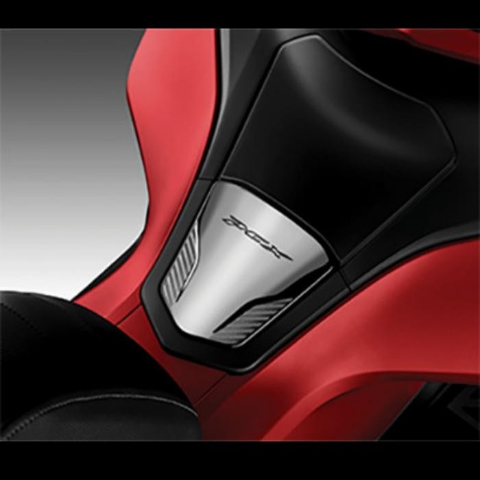 GARNIS TUTUP TANGKI FUELL TANK PCX 160 2021-2024