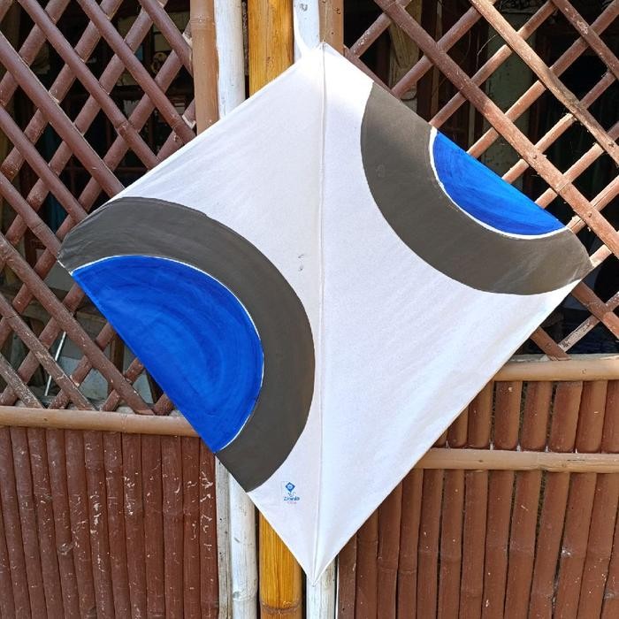 10 PCS Layangan Ukuran 90 cm Mainan Outdoor Seru Dewasa