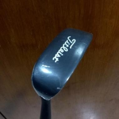 Stick Golf Chipper dua muka Titleist