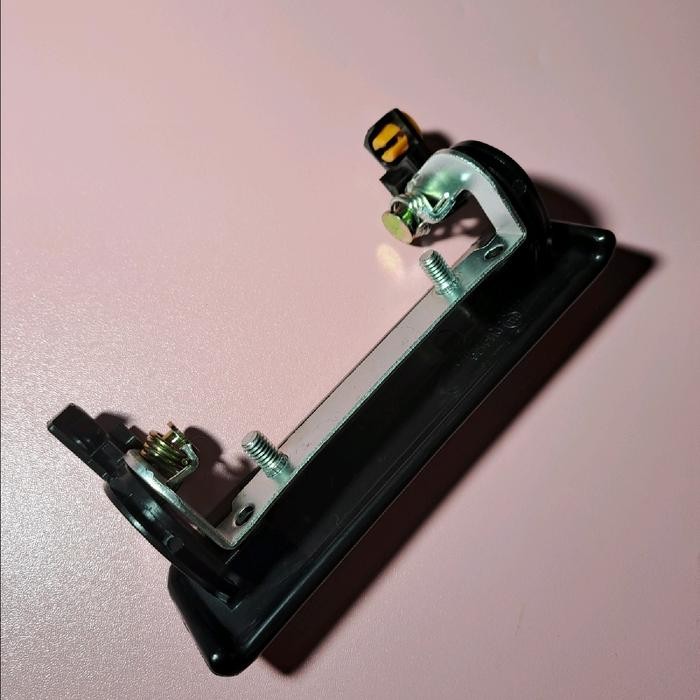 Handle Pintu Luar Mobil Daihatsu Charade G11 1983 - 1987