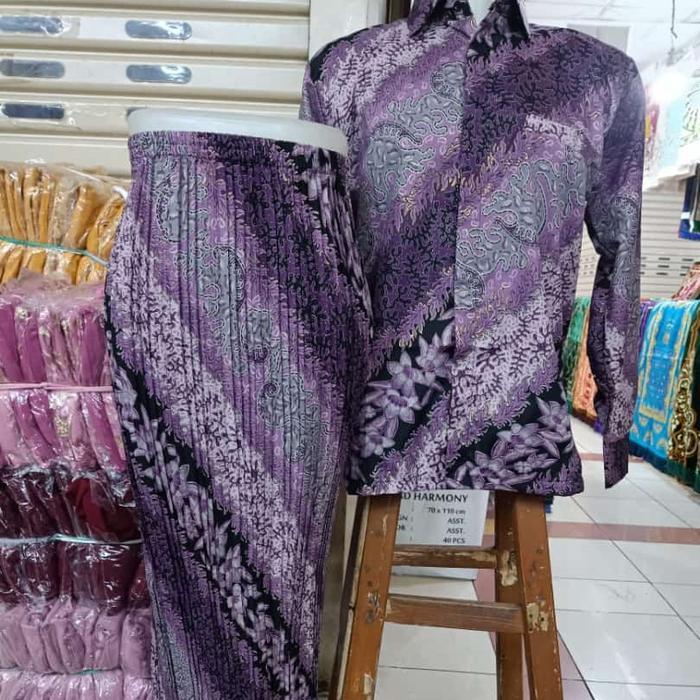 Batik Pria Couplean Kemeja Batik Pria Couplean Rok Batik Plisket Dan Rok Lilit Batik - CM Lilac, M, 