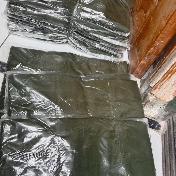 Kain Velbed Hijau Army