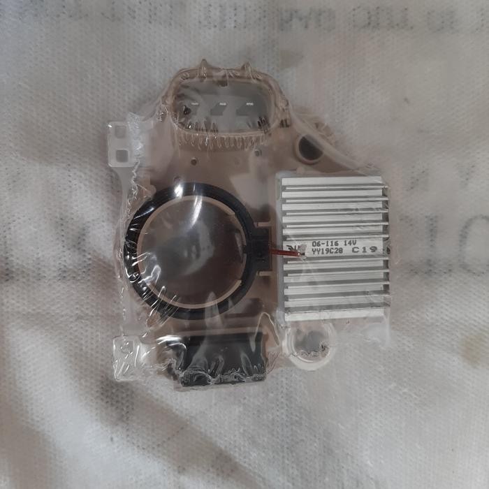 IC regulator alternator / IC dinamo ampere suzuki sx4 / x-over