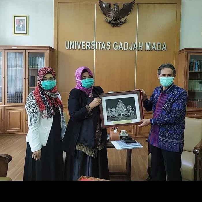 Hiasan Dinding Hiasan Dinding Ruang Tamu Wayang Pendawalima Stand