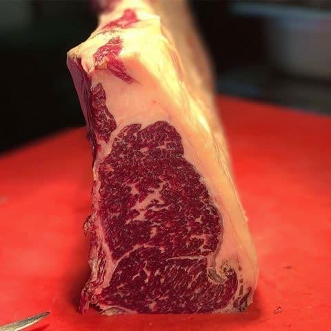 SerbaDaging- Wagyu Prime Meltik Meltique Sirloin Steak Sapi Mess Trim Bandung