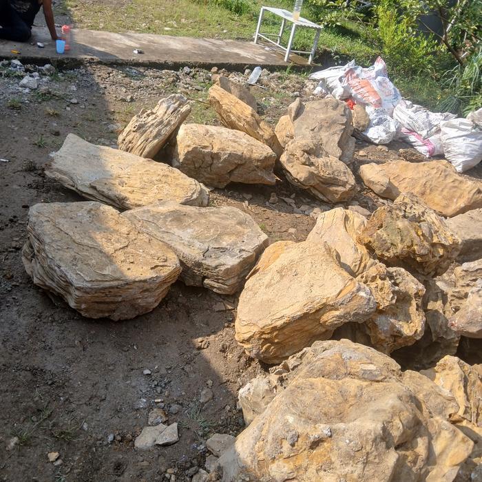 TERLARISSS batu bobing batu taman batu kolam