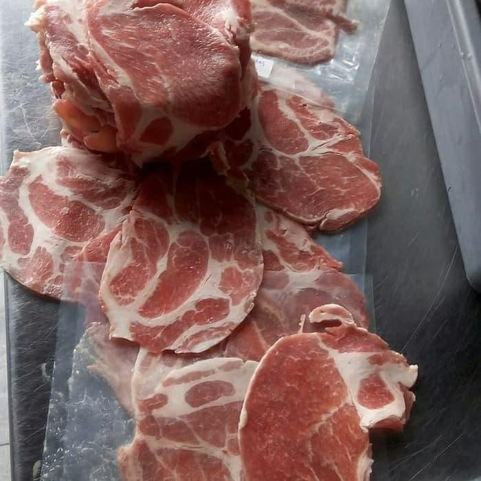 

Pilihan- Kapsim Kembang Slice Babi/Pork Chuck Loin Slice 2Mm(Bulgogi Korean)