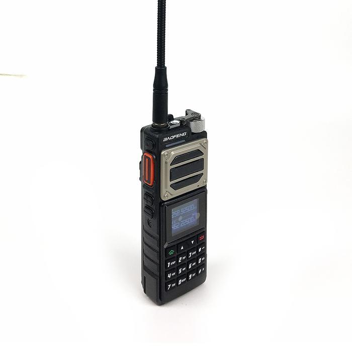 BAOFENG UV-25 QUAD BAND (5W) WALKIE TALKIE HT - BAOFENGINDONESIA