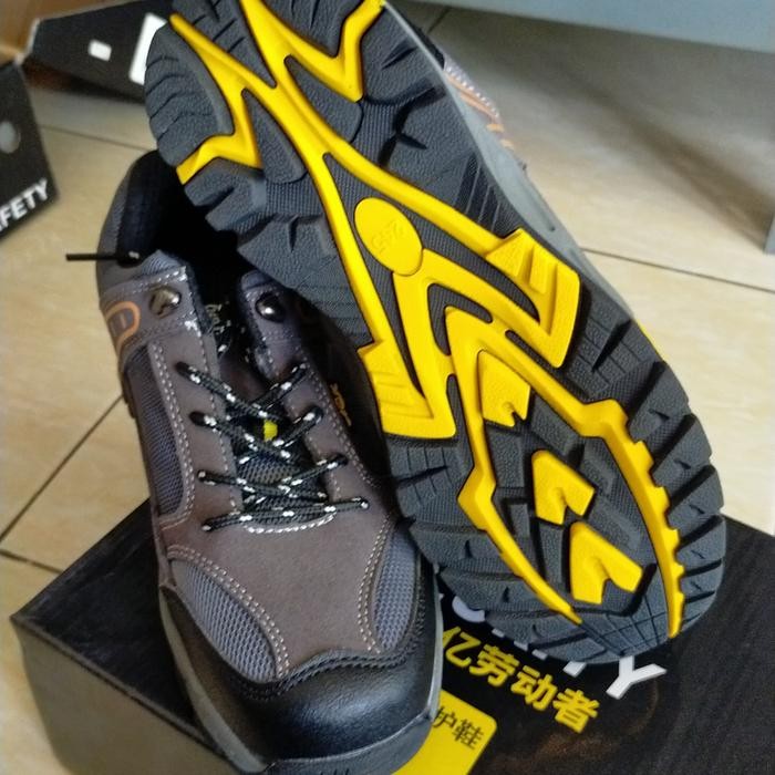 SEPATU SAFETY SPORTY 60