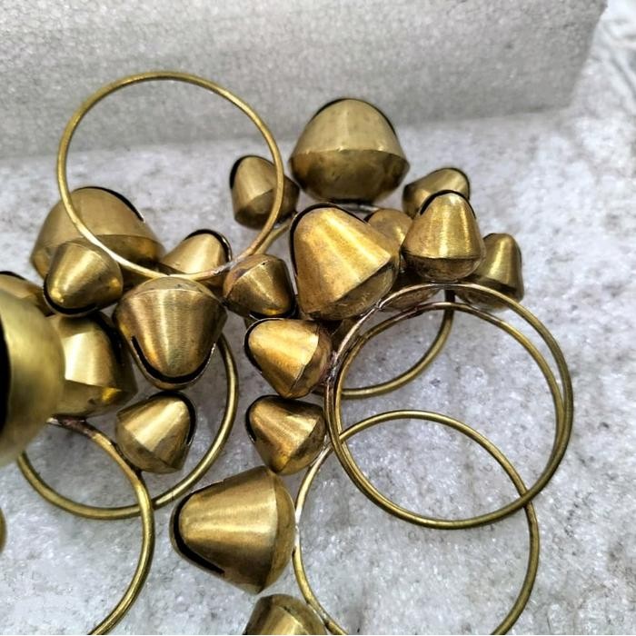 Chocolatoslatoe Sawangan Merpati Kuningan Khas Lombok Dengan 3 Lonceng