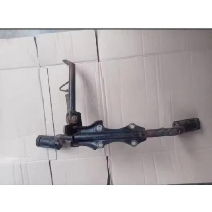 Footstep Pijakan Kaki Depan Supra X 125 Fi Helm In (Original Copotan)