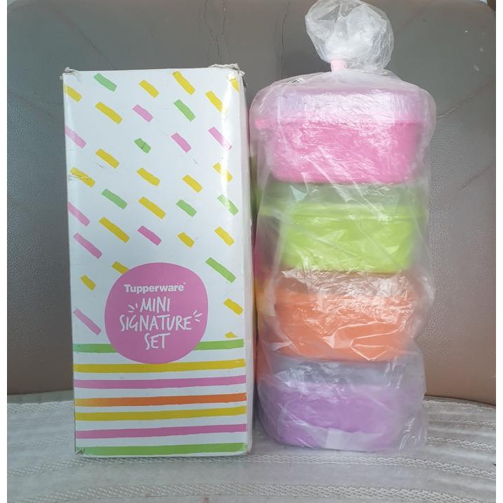Mini Petit Signature Square Set (4) wadah bekal serbaguna