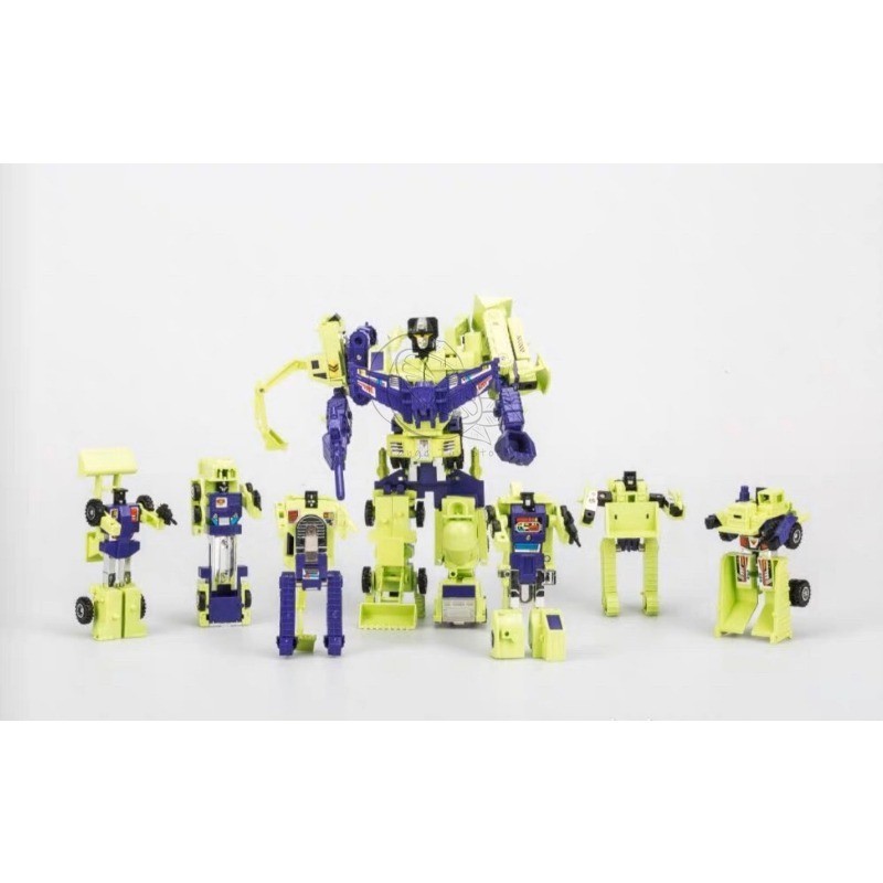 In stock Transformers toys US version G1 84-86 KO Devastator suit Model Robot Collection Action