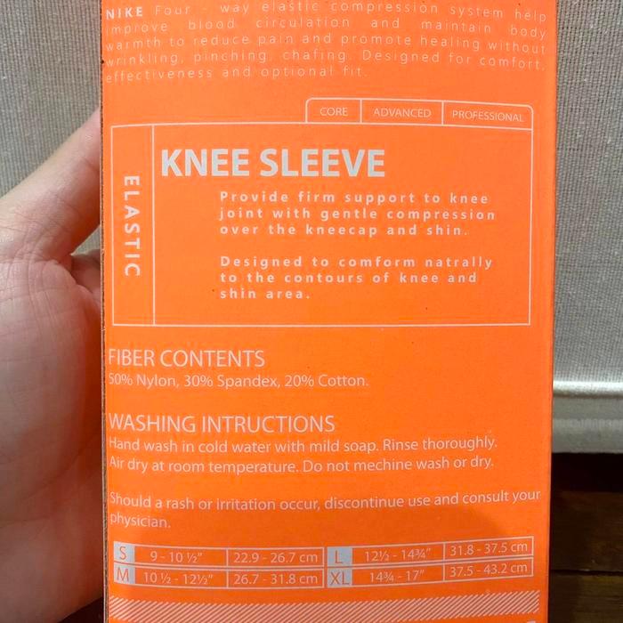 Pelindung Lutut Nike Isi Sepasang - Knee Support Nike - Deker Lutut