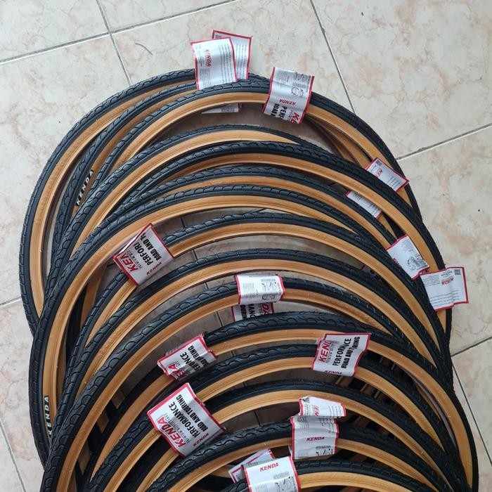 Ban Luar Kenda Gumwall 700 X 32C