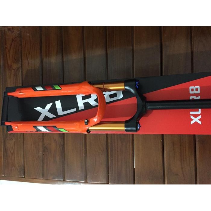 Ready Fork XLR8 Oversize 27.5 AIR T120 Lock New 2019