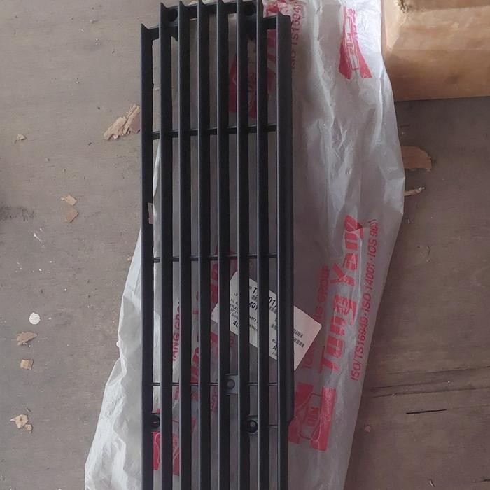 Grill Corolla DX 81 TYC Taiwan