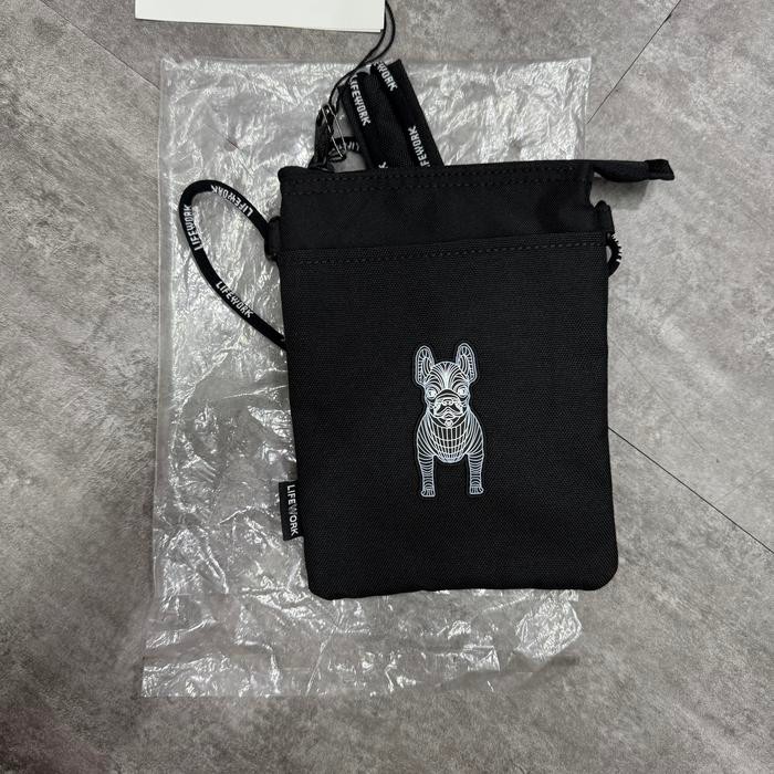 STOK TERBATAS  TAS LIFEWORK HIDEAWAY PATCH STRAP DOUBLE STRAND SHOULDER BAG [100% AUTHENTIC]