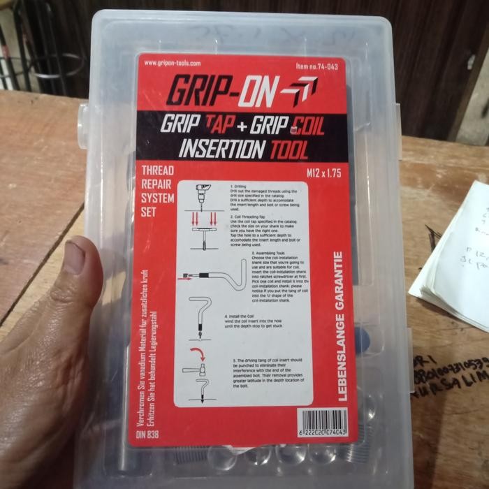 Tap recoil set grip on M12 x 1.75 satu set