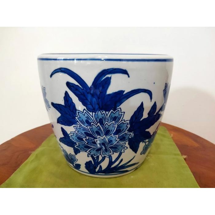 Keramik Pajangan Pot Bunga Tebal Putih Biru Besar Motif Mawar Size 2