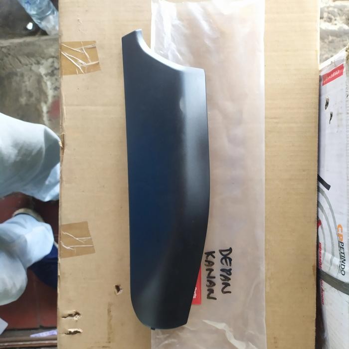 Cover Roof Rack Depan Kia Sportage 2 Th 2005-2008 Asli