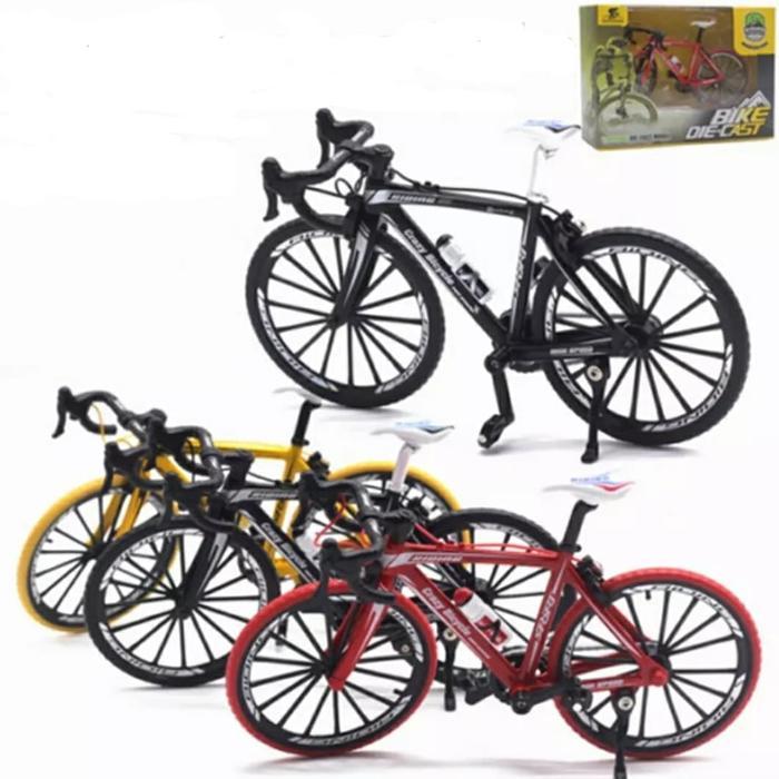 Diecast Miniatur Sepeda Balap Skala 1/10 Toy Ban