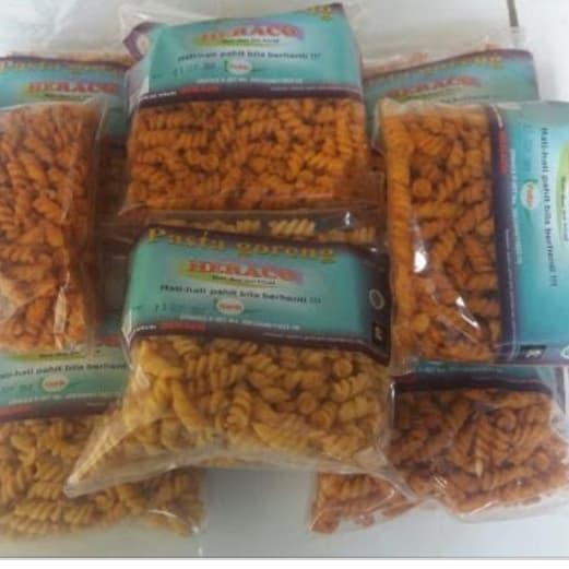 

Pilihan- Makroni Pedes/ Makroni Spirall/Makroni Pasta Heraco Pedes Gurih Renyah
